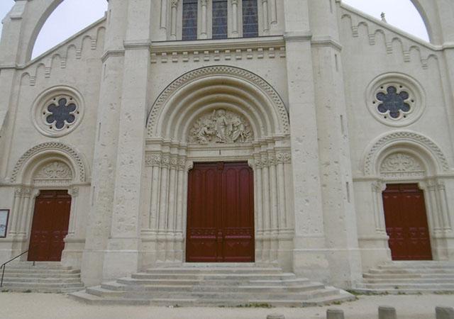 Restauration de Monuments à Reims, Épernay et Chalons-en-Champagne : Expertise et Traditions au Service du Patrimoine